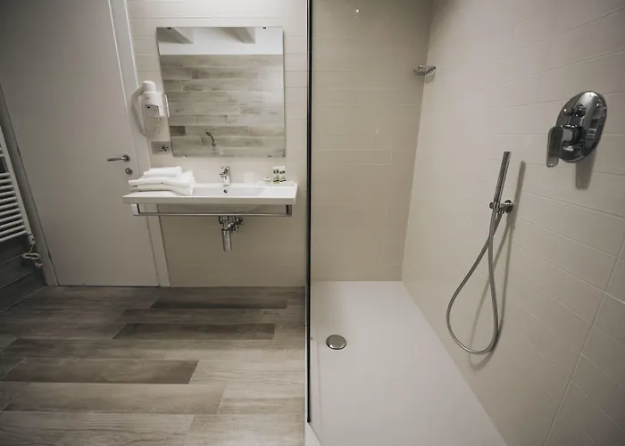 Hotel Cascina Speranza 3*